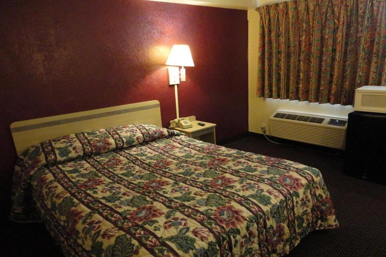 Americas Best Value Inn Battle Creek Eksteriør bilde